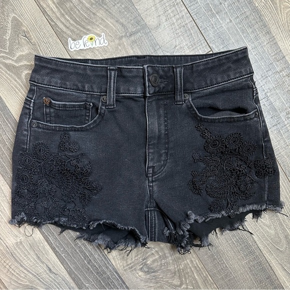 EU American Eagle Outfitters Black Lace Hi-Rise Shorties - Picture 2 of 8